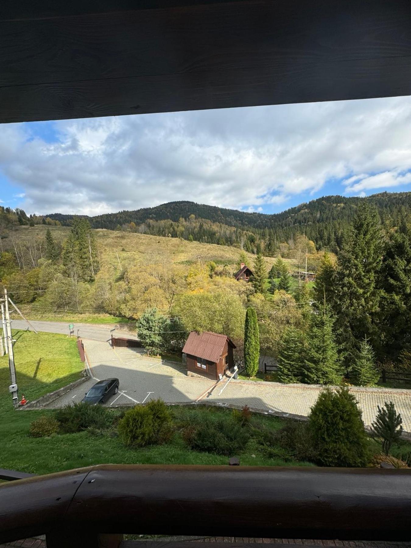 Georgiy Hotel Orjavcsik Kültér fotó