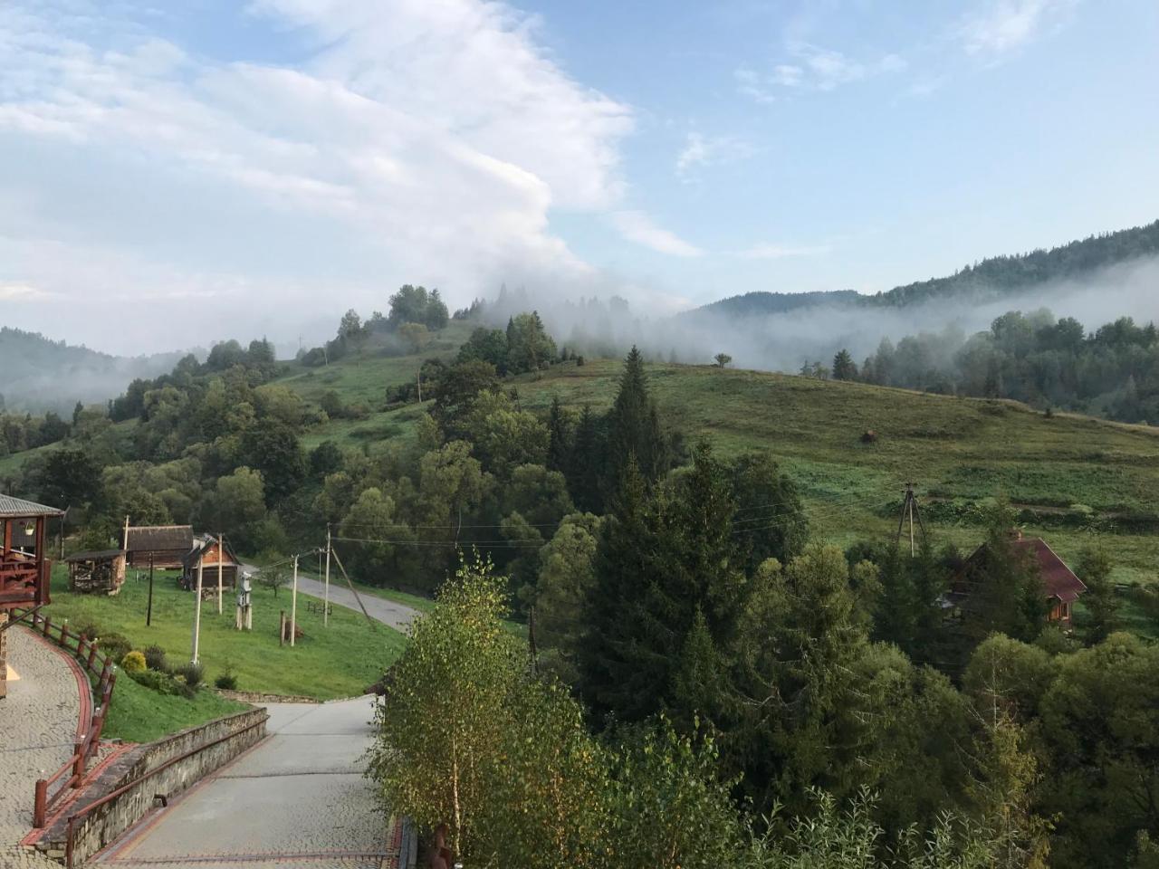 Georgiy Hotel Orjavcsik Kültér fotó